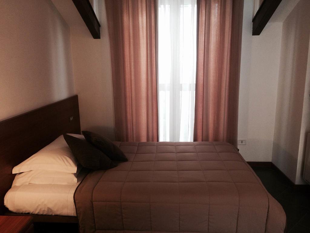 Bert Hotel Sesto San Giovanni Buitenkant foto