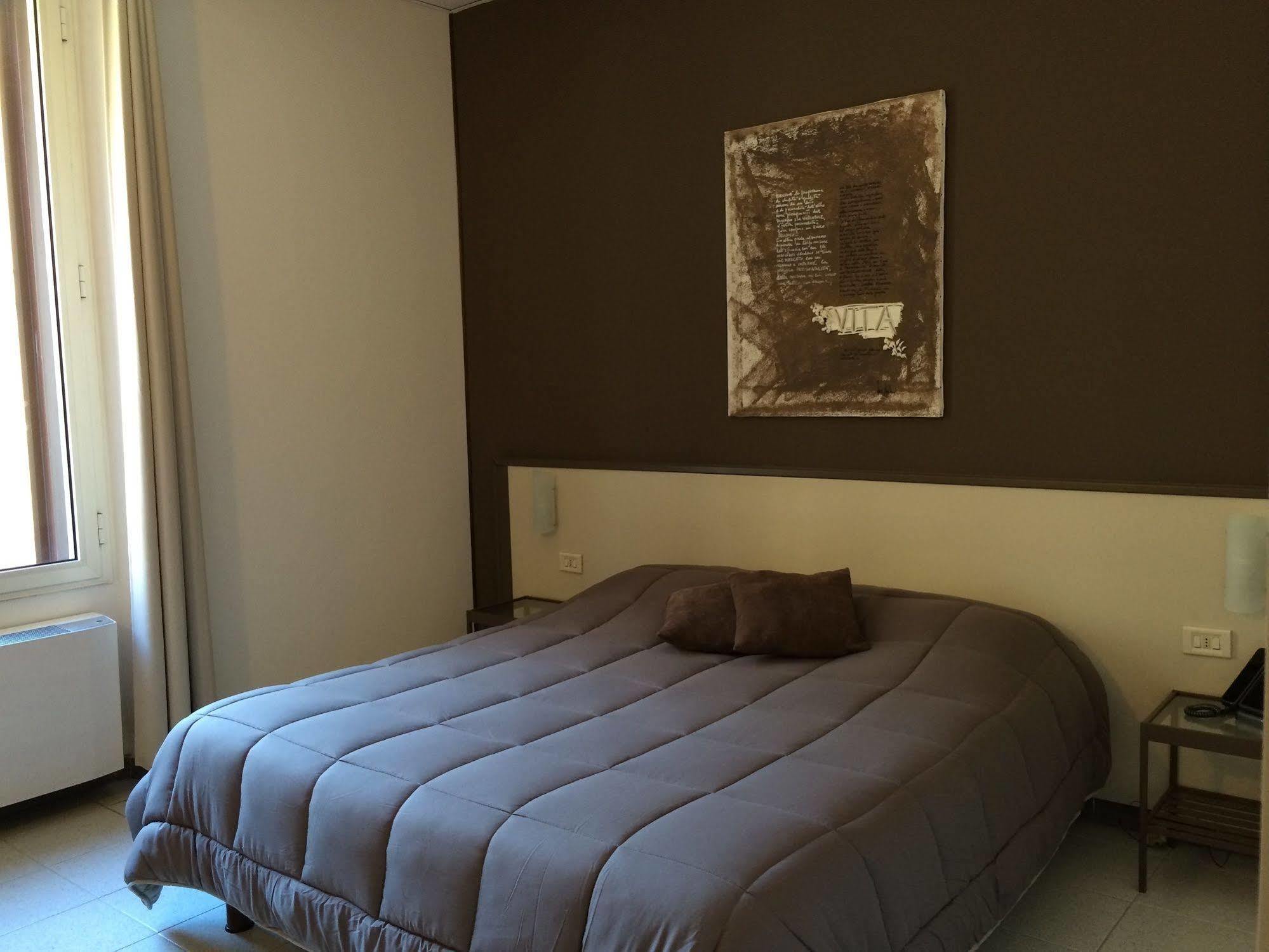 Bert Hotel Sesto San Giovanni Buitenkant foto