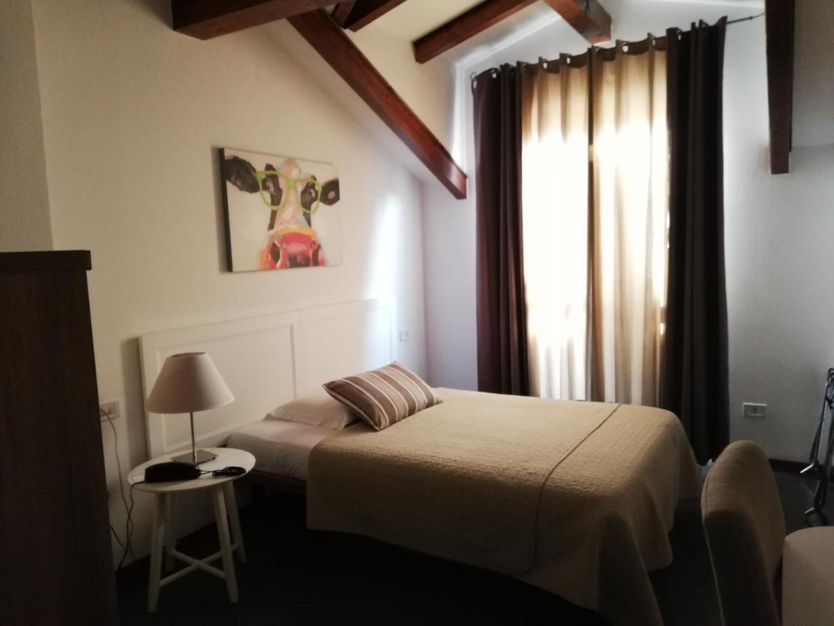 Bert Hotel Sesto San Giovanni Buitenkant foto