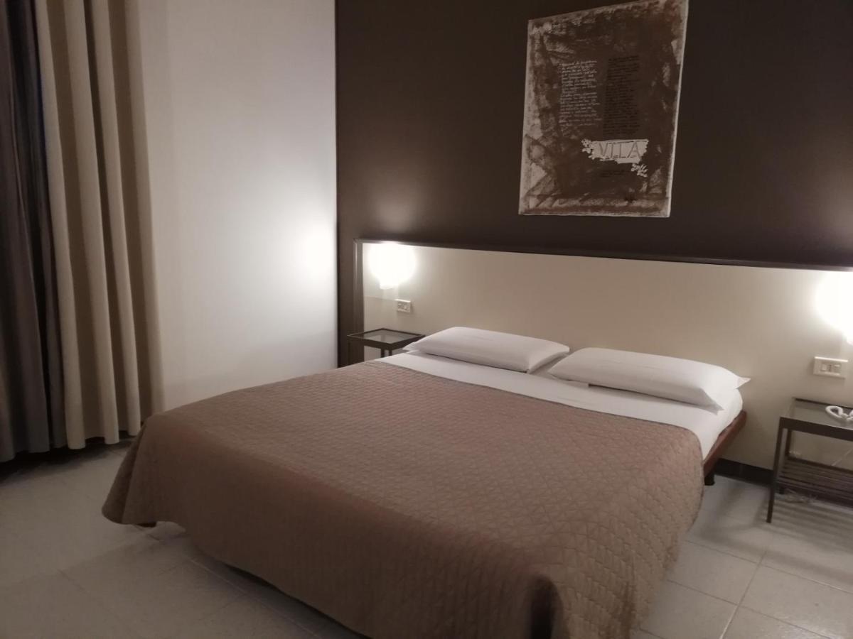 Bert Hotel Sesto San Giovanni Buitenkant foto